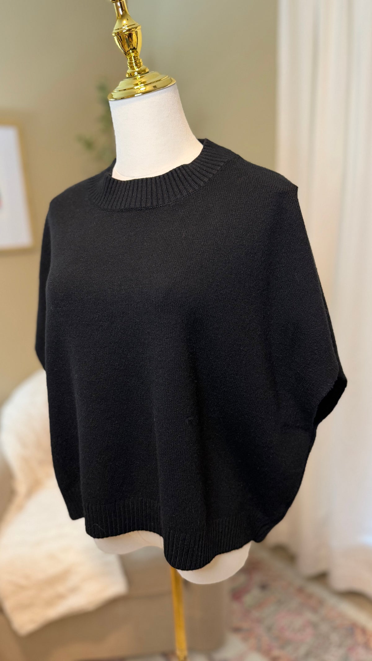 DROPPED SHOULDER SWEATER TOP