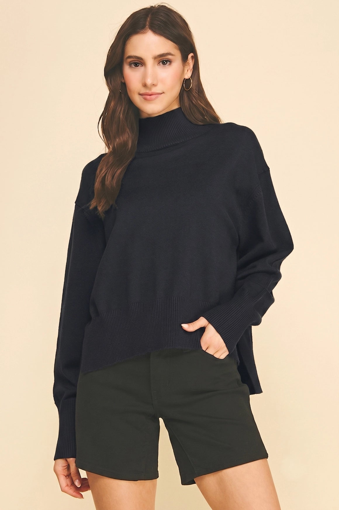 HI-LO TURTLENECK SWEATER