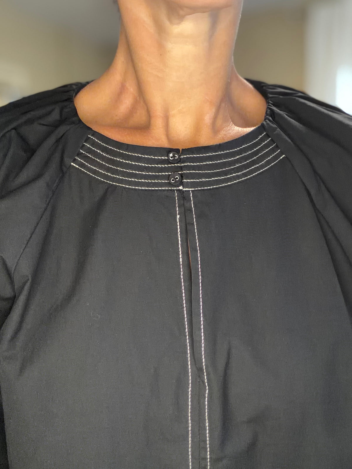 THE MARGOT CONTRAST TOP