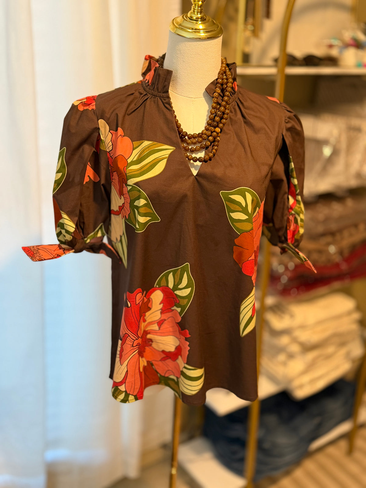 FLORAL RUFFLE NECK TOP | CHOCOLATE