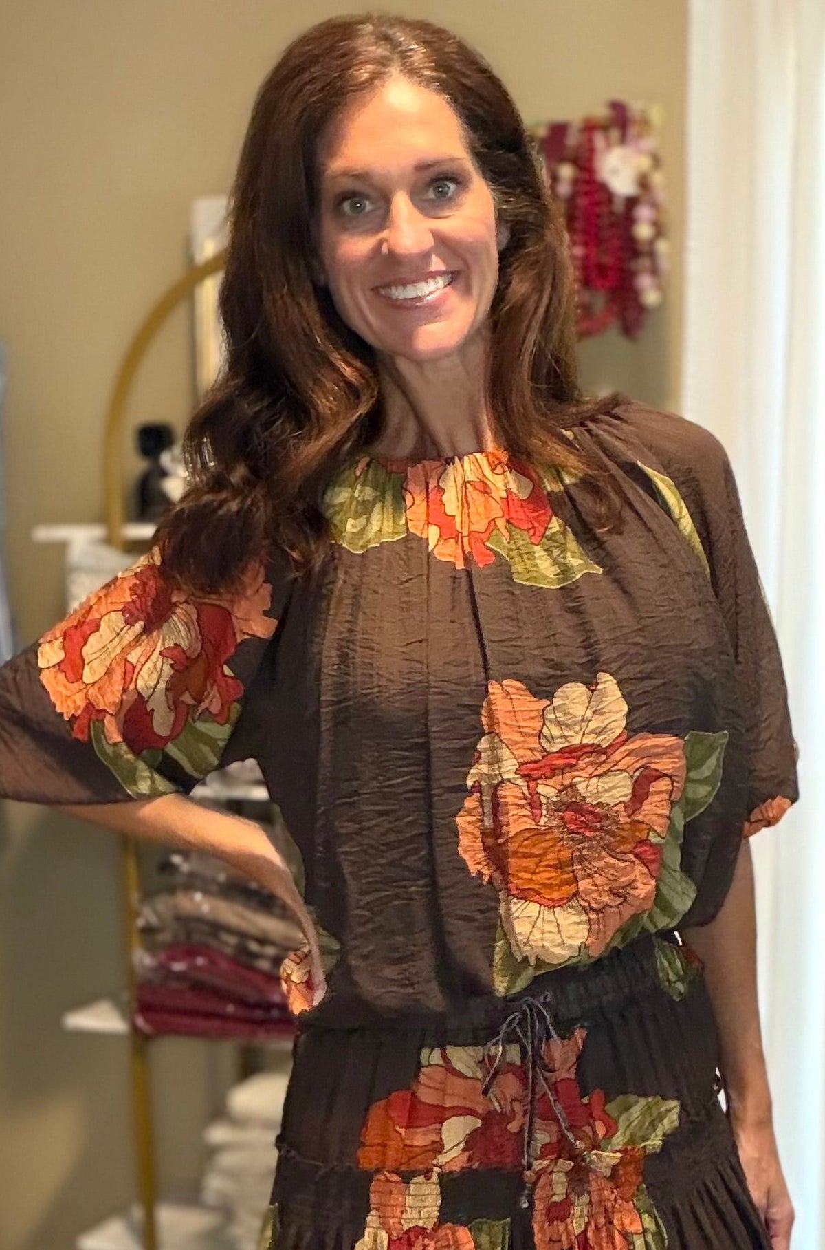 FLORAL SLEEVE BUBBLE TOP | CHOCOLATE