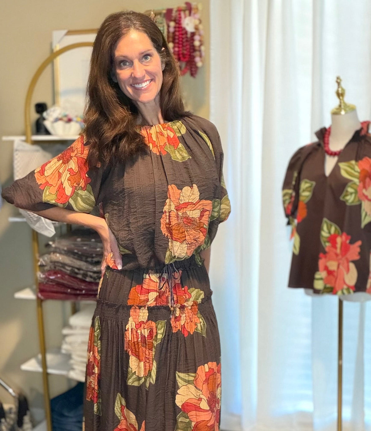 FLORAL SLEEVE BUBBLE TOP | CHOCOLATE